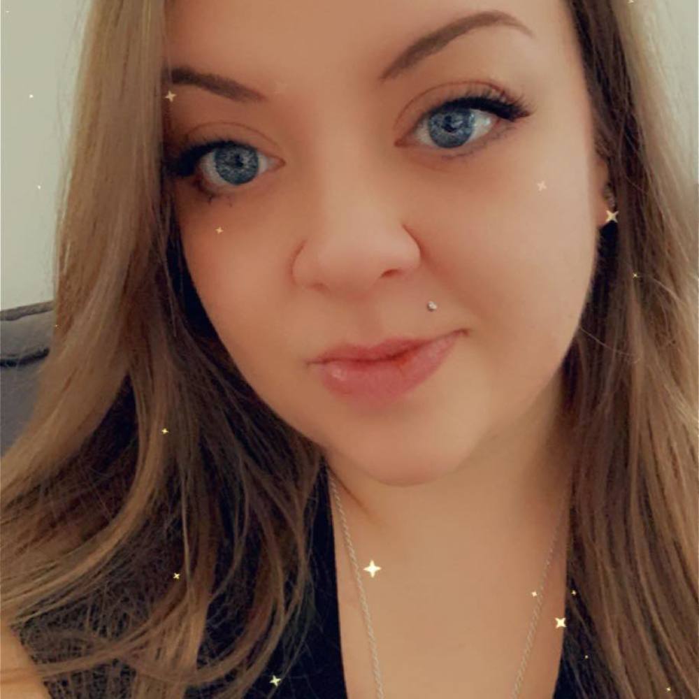 Meet your Posher, Victoria
